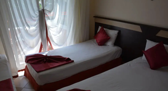 Номер Standard Цокольный этаж с балконом Yavuzhan Hotel