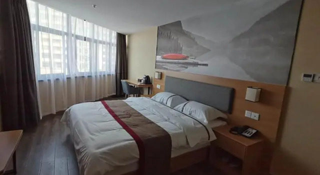 Thank Inn Hotel Jiangsu Wuxi High-Tech Zone Ruigang Pedestrian Street, Varaa Hotelli Wuxi Jiangsu