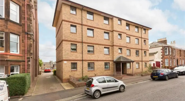 2 Bedroom Flat Near Holyrood Park Sleeps 4, Prenota Hotel Edimburgo 