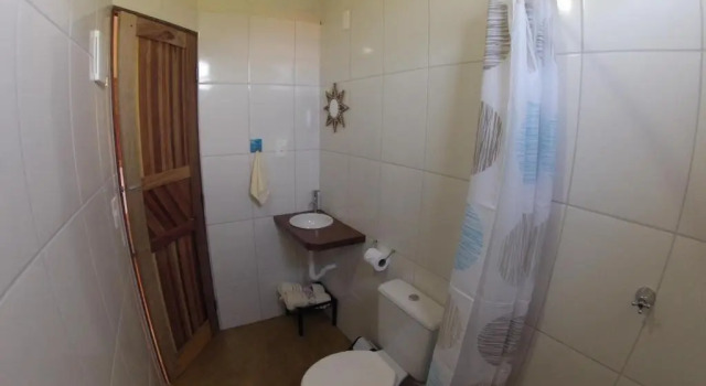 Кровать в общем номере Family Guest House