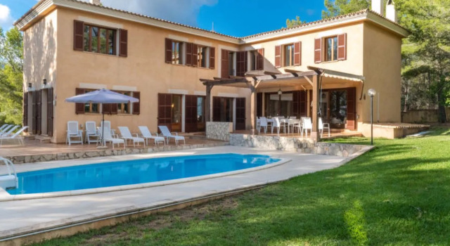 Garrover de Bunyola, Book Hotel  