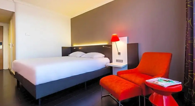 Номер Standard с балконом Postillion Utrecht Bunnik