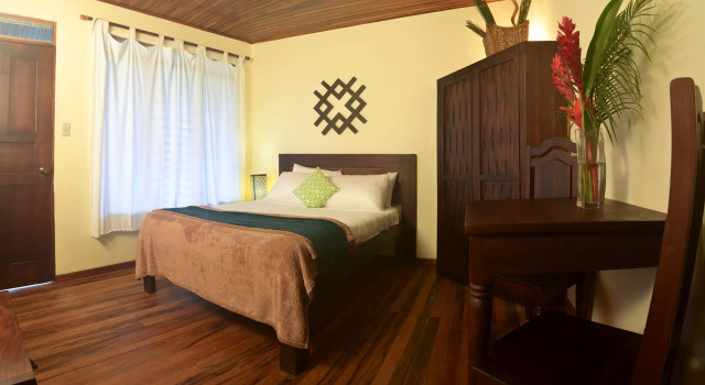 Tabulia Tree Hotel and Villas, Rezervovat Hotel Quepos Puntarenas