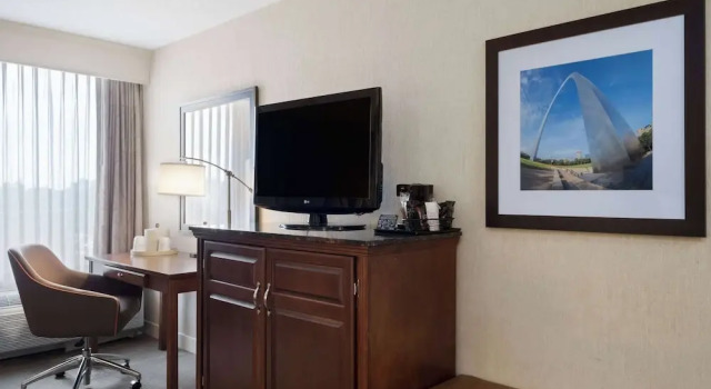 Люкс Wingate by Wyndham St Louis Airport