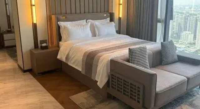 Люкс Luxury Weier Century Hotel (Dayuecheng Sanya Romance Park)