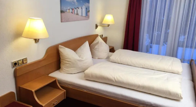 Трёхместный номер Standard с балконом Hotel & Restaurant Druidenstein