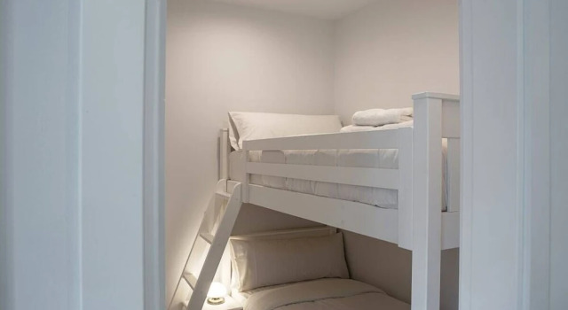 Modern 3 Bdr 2 Bath in La Latina, Near Metro