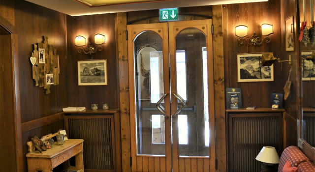 Hotel Serena