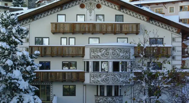 Hotel Garni Pra Posta, Rezerwuj Hotel Hotele w Tyrol z parkingiem, Parking