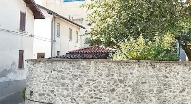 Carlitos Trattoria con alloggio, Prenota Affittacamere Cucciago Lombardia