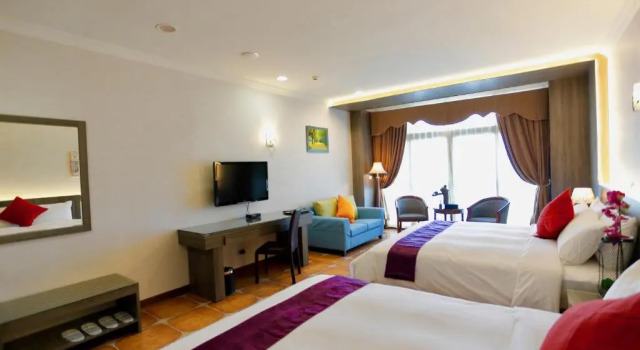 Четырёхместный номер Standard Kending Kaying Hotel