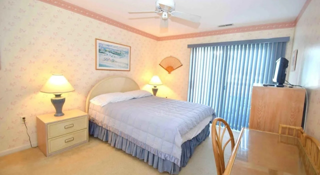 Seascape-heron Harbour 204-4 2 Bedroom Condo by RedAwning