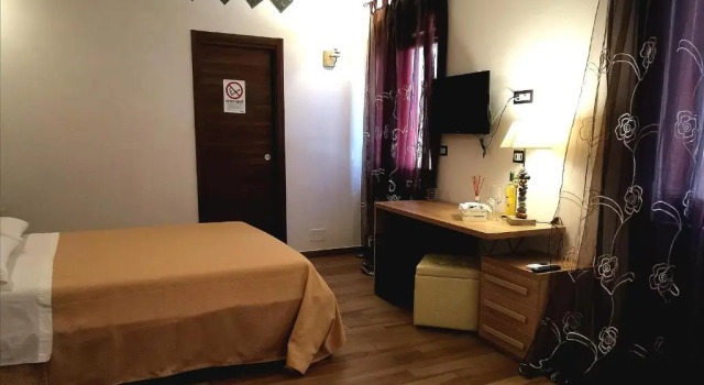 Sunset Bed & Breakfast, Rezerwuj Hotel Hotele w Foresta Umbra z basenem, Basen