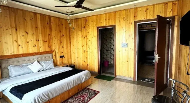 Номер Standard Goroomgo UK Homestay Nainital With Himalayan View