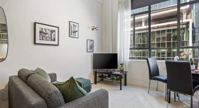 Cosy & Comfy studio on Queen St. by Zodiak Stays, Забронировать Дом для отпуска Виллы Окленда, Вилла