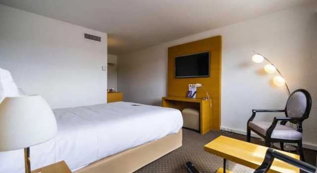 Двухместный номер Superior Mercure Bordeaux Lac