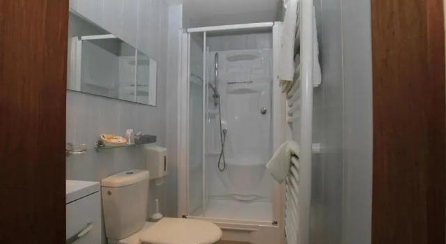 Одноместный номер Standard Logis Hotel Restaurant Spa Beau Site