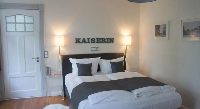 Designhotel 1690 & Apartments, Забронировать Апартаменты/квартира Рендсбург земля Шлезвиг-Гольштейн, рядом с Христианская церковь