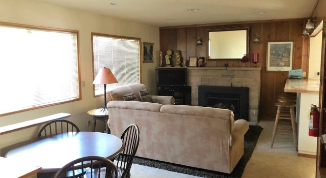 One House From the Lake 2 Bedrooms 2 Bathrooms Home