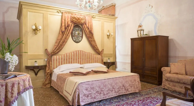 Полулюкс c 1 комнатой CastelBrando