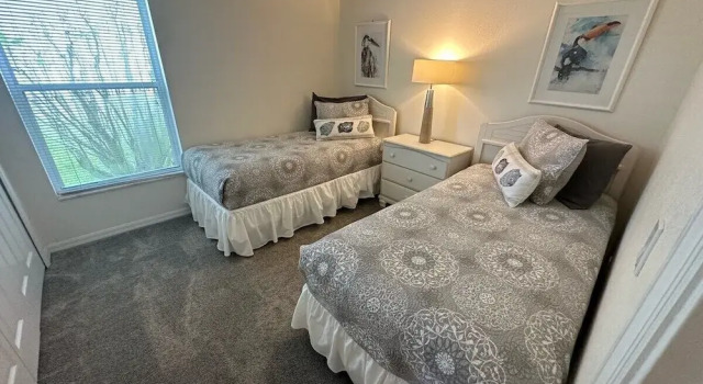 Updated Pool Villa - Southern Dunes, Забронировать Вилла Отели Lakeland - Winter Haven с парковкой, Парковка