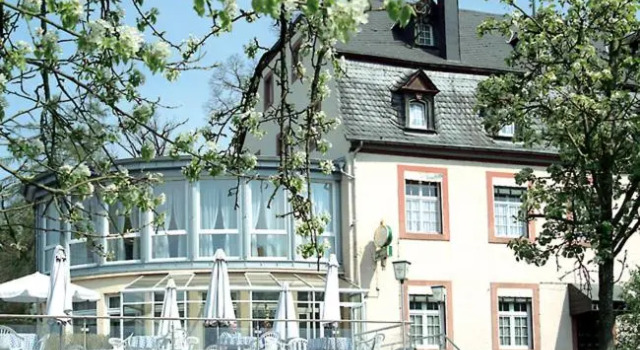 Gasthof Graf-Zils, Foglalás Szálloda Großlittgen Vulkan Eifel