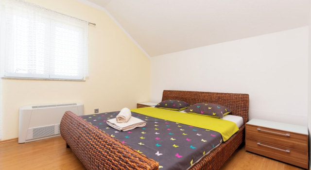 Villa Urban, Buchen Sie Villa Hotels in Gespanschaft Split-Dalmatien mit Pool, Schwimmbad