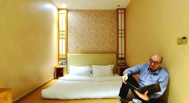 Victoria Hotel, Rezerwuj Hotel Hotele w Jiangmen z parkingiem, Parking