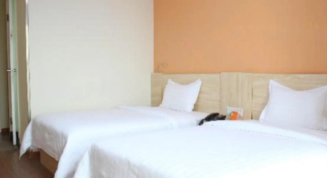 7Days Inn Chengdu Century City New Exhibition Center, Prenota Hotel Chengdu Sichuan