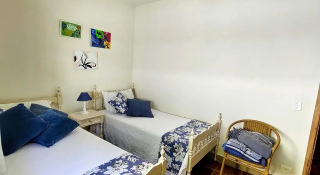 Вилла Tranquilidade a meia quadra da praia - churrasqueira, super wi-fi e Chromecast!