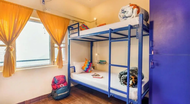 Кровать в общем номере (женский номер) goSTOPS Mussoorie Library Road