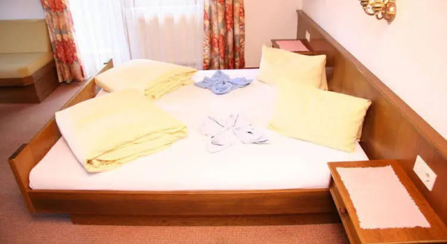 die Harmonie, Book Hotel Nauders Tyrol