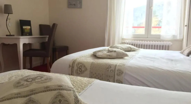 Номер Economy Hôtel Restaurant Le Grillon