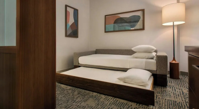 Четырёхместный люкс SpringHill Suites by Marriott Mount Laurel