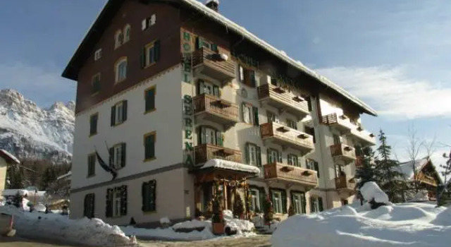 Номер Standard Hotel Serena Cortina