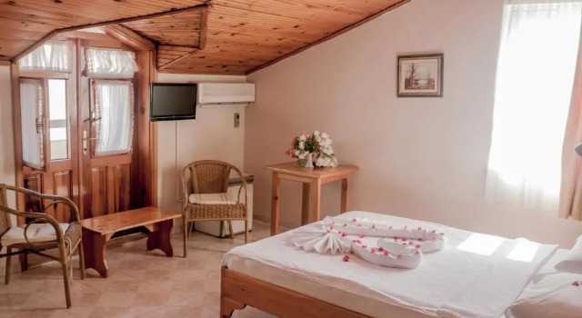 Трёхместный номер Standard Metin Hotel