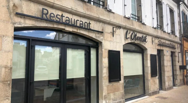 LOtentik Restaurant Chambres dHôtes, Prenota Hotel  