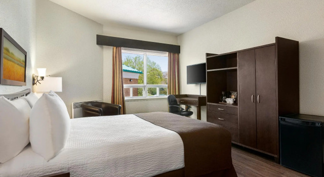 Номер Standard Days Inn by Wyndham Montmagny
