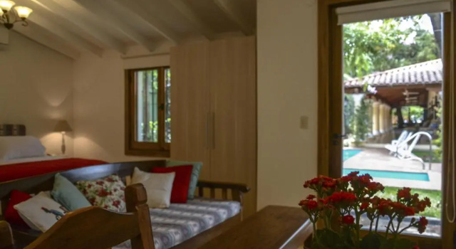 Люкс с видом на бассейн La Casona Hotel Boutique