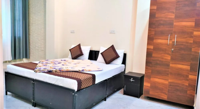 Comfort Inn Hotel.Near MayurVihar Metro1, Забронировать Отель Отели Нью-Дели с завтраком, Завтраки