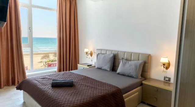 Glamour Red apartment 22 in Spa Pool resort, Varaa Huoneisto Hotellit Mamaia-Sat pysäköinnillä, Pysäköinti