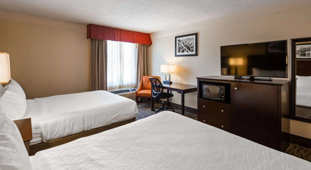 Четырёхместный номер Standard Best Western Plus Peoria