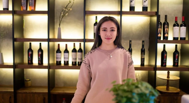 Dali Yifang Qingchen Lake View Holiday Hotel, Book Hotel Dali Yunnan