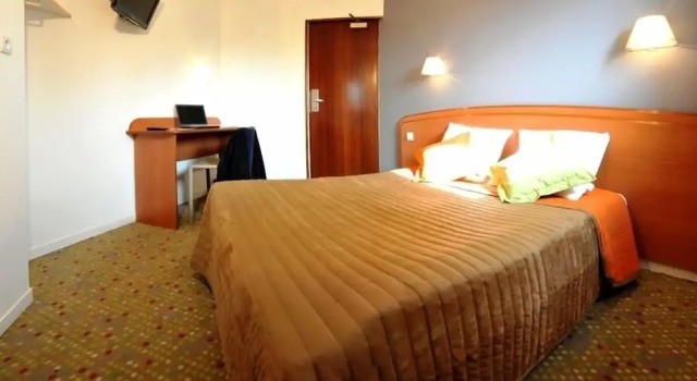Двухместный номер Standard Hotel et Résidence Esbly