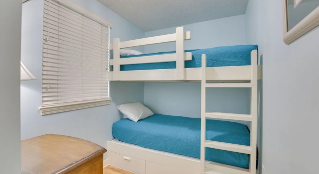 Апартаменты Sunny Fort Walton Beach Condo - Walk to Ocean!
