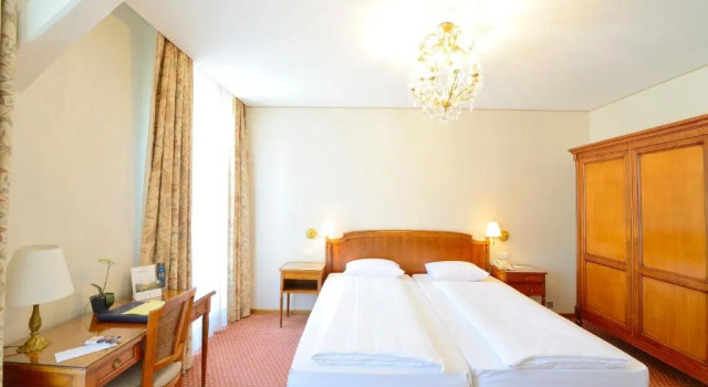 Двухместный номер Standard Hotel Eden Palace au Lac