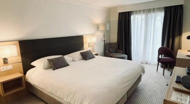 Одноместный номер Standard с видом на озеро Hotel La Barcarolle