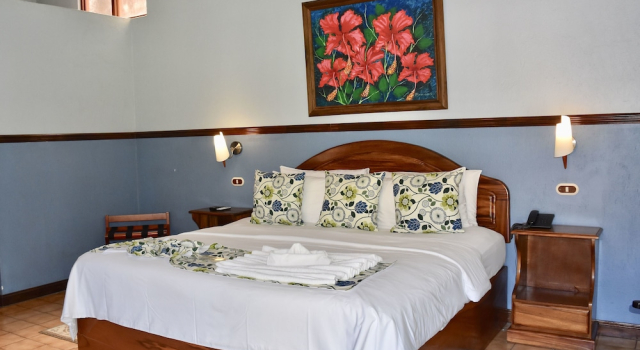 Hotel Playa Espadilla & Gardens, Prenota Hotel Quepos Puntarenas