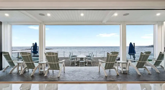Коттедж Brand New Home Ocean Views Wolf Appliances