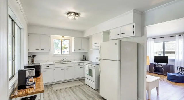 Waterfront Port Clinton Cottage: 5 Mi to Lake Erie, Buchen Sie Ferienhaus Villen in Port Clinton, Villa